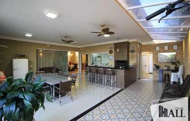 Imagem: A casa em condomínio possui 3 Dormitórios, 5 Banheiros, 4