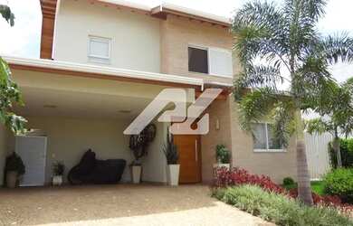 Imagem: A casa em condomínio possui 3 Dormitórios, 4 Banheiros, 2