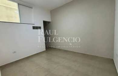 Imagem 15: Casa assobradada Jd. Versalhes 2 4 quartos sendo 1 suíte