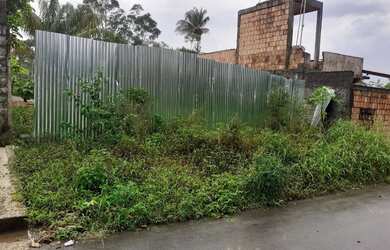 Imagem: O terreno possui 400m² de Área e está localizado em Tarumã