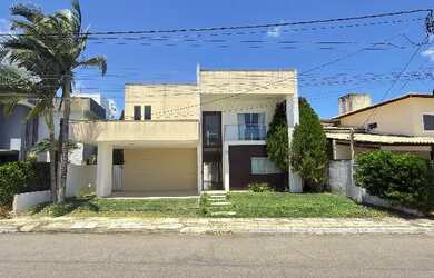 Imagem: A casa em condomínio possui 4 Dormitórios, 5 Banheiros, 2