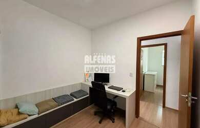 Imagem 13: Casa Geminada à venda 4 quartos no Bairro CABRAL