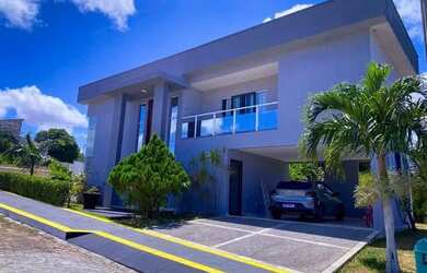 Imagem: A casa em condomínio possui 4 Dormitórios, 5 Banheiros, 4