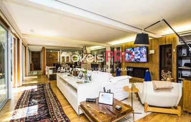 Imagem: A casa à venda possui 3 Dormitórios, 4 Banheiros, 2 Vagas