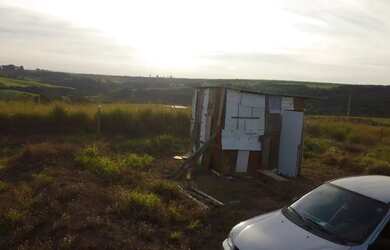 Imagem: O terreno possui 1.000m² de Área e está localizado em Centro