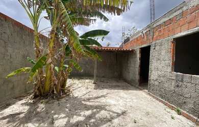 Imagem: A casa possui 1 Banheiro, 240m² de Área e está localizado