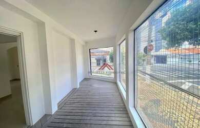 Imagem 12: Casa comercial, de esquina, venda por R$ 800.000 ou aluguel por R$ 3.200/mês...