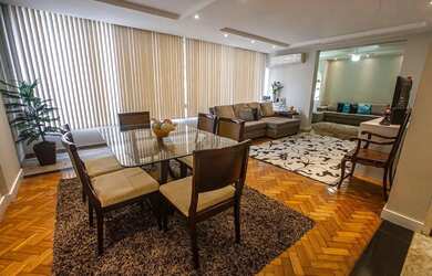 Imagem: O apartamento possui 4 Dormitórios, 3 Banheiros, 1 Vaga na