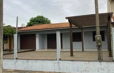 Imagem 1: CASA ARROIO DO SAL. Churrasqueira, Varanda, Área de serviçoe120m² de...