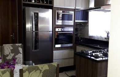 Imagem: A casa possui 2 Dormitórios, 3 Banheiros, 2 Vagas na garagem