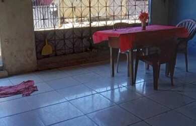 Imagem: A casa possui 3 Dormitórios, 1 Banheiro, 120m² de Área e