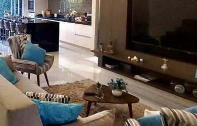 Imagem: A casa em condomínio possui 3 Dormitórios, 4 Banheiros, 4