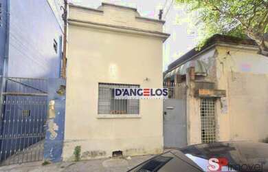 Imagem: A casa possui 2 Dormitórios, 1 Banheiro e 143m² de Área e