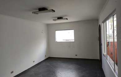 Imagem: A casa possui 1 Dormitório, 2 Banheiros, 88m² de Área e