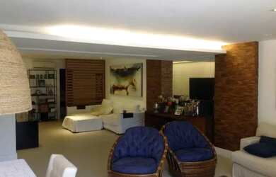 Imagem: O apartamento na cobertura possui 4 Dormitórios, 1 Banheiro