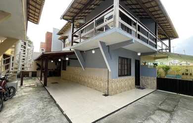 Imagem: A casa em condomínio possui 2 Dormitórios, 3 Banheiros, 2