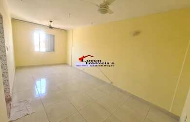 Imagem: O apartamento possui 1 Dormitório, 1 Banheiro, 1 Vaga na garagem