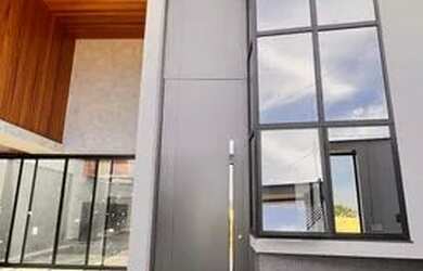 Imagem: A casa em condomínio possui 3 Dormitórios, 4 Banheiros, 4