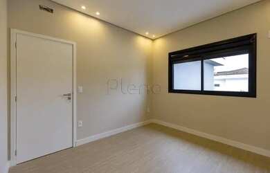 Imagem 9: Venda Casa com 272,00 metroQuadrado, 4 dormitório s , 2 vaga s . Swiss...