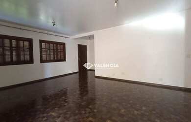 Imagem 6: Sobrado Residencial para Alugar por R$4.500,00 na Rua Hyeda Bagio Mayer 300 no Maria Luiza