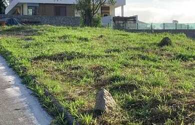 Imagem: O terreno possui 780m² de Área e está localizado em Pedra