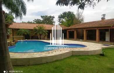 Imagem: A fazenda possui 2500m² de Área e está localizado em Vila