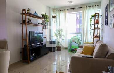 Imagem: O apartamento possui 3 Dormitórios, 2 Banheiros, 2 Vagas na