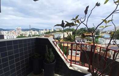 Imagem: O apartamento possui 2 Dormitórios, 2 Banheiros, 2 Vagas na