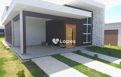 Imagem: A casa possui 3 Dormitórios, 1 Banheiro, 1 Vaga na garagem