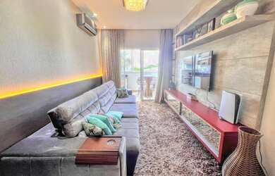 Imagem: O apartamento possui 3 Dormitórios, 2 Banheiros, 2 Vagas na