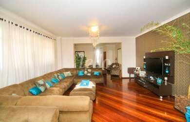 Imagem: O apartamento possui 4 Dormitórios, 3 Banheiros, 3 Vagas na