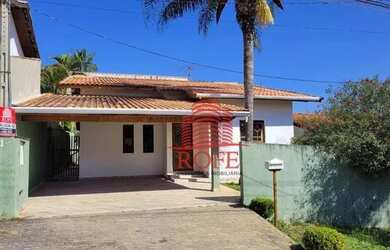 Imagem: A casa em condomínio possui 3 Dormitórios, 3 Banheiros, 3