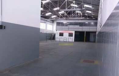 Imagem: O depósito possui 740m² de Área e está localizado em Jardim