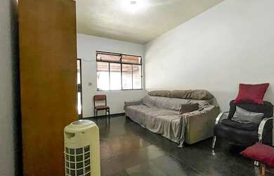 Imagem 5: Casa à Venda 4 Quartos, 1 suíte e 4 Vagas 300 m² Santa Terezinha