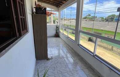 Imagem: A casa possui 2 Dormitórios, Acomodam 8 pessoas, Imóvel novo