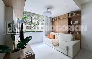 Imagem: O apartamento possui 3 Dormitórios, 3 Banheiros, 125m² de