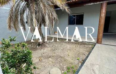 Imagem: A casa possui 3 Dormitórios, 3 Banheiros, 3 Vagas na garagem