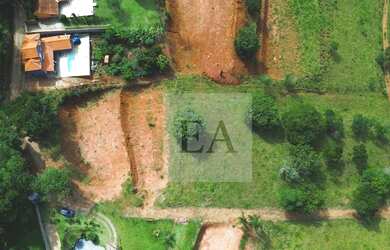 Imagem: A fazenda possui 8000m² de Área e está localizado em Serrinha