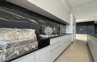 Imagem 12: Casa térrea em Condomínio com 03 Suítes - Locação - Alphaville