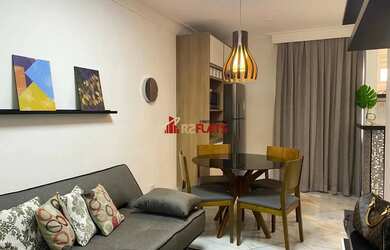 Imagem: O studio possui 1 Dormitório, 1 Banheiro, 1 Vaga na garagem