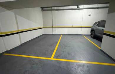 Imagem 10: Apartamento com 3 dormitórios sendo 2 suítes e 2 vagas de garagem em...