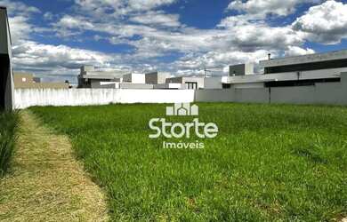 Imagem: O terreno possui 439m² de Área e está localizado em Jardim