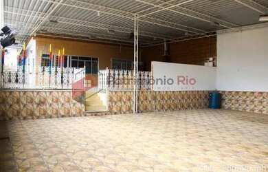 Imagem 3: Ótima casa. Piscina, Churrasqueira, VarandaeÁrea de serviço