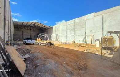 Imagem: O depósito possui 200m² de Área e Imóvel novo e está localizado