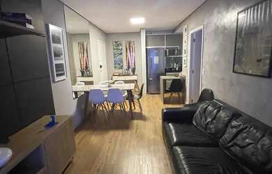 Imagem: O apartamento possui 1 Dormitório, 1 Banheiro, 1 Vaga na garagem