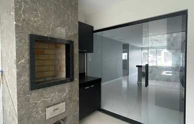 Imagem: A casa em condomínio possui 3 Dormitórios, 3 Banheiros, 2