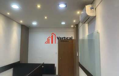 Imagem: O depósito possui 2 Vagas na garagem, 108m² de Área e está