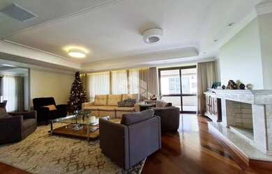 Imagem: UM APARTAMENTO POR ANDAR. 374m² DE PURO LUXO NO CORAÇÃO DO