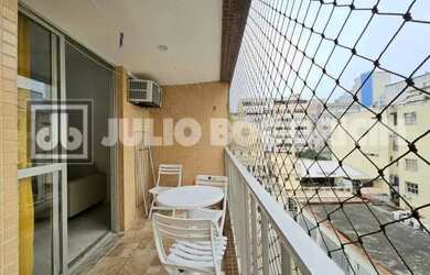 Imagem 1: Flat Copacabana! Localização privilegiada, Flat reformado com varanda e com muita iluminaç