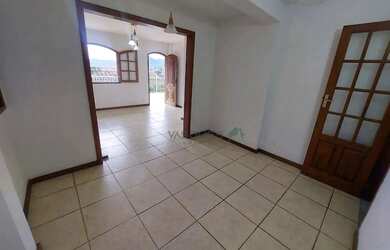 Imagem 5: Casa com 2 dormitórios para alugar, 75 m² por R$ 1.895,00/mês - Jardim Europa - Teresópoli